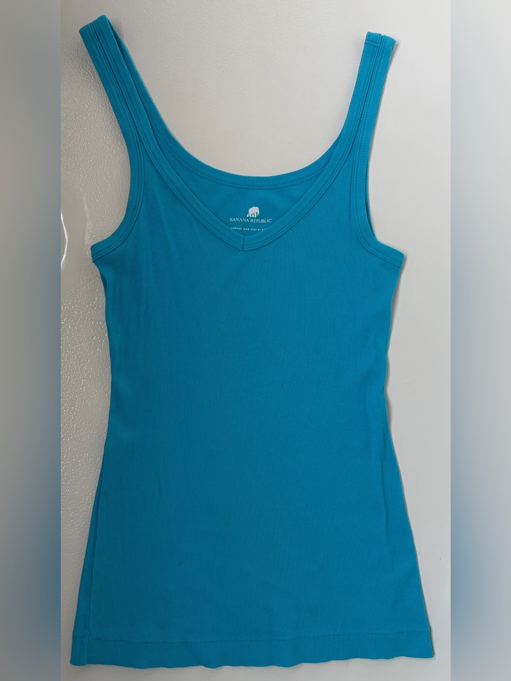 Banana Republic organic cotton tag free tank Size small
